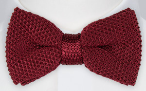 BREAKTHEYARN MAROON pajarita