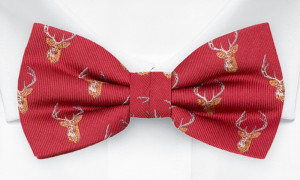 STAGGERING Red pajarita