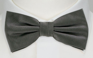 SOLID Dark grey pajarita