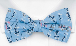 TWIGGLY Light blue pajarita