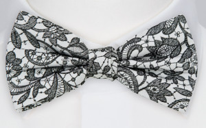 VIGSEL WHITE BLACK pajarita