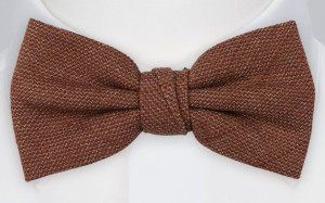 YARNING Cinnamon Brown pajarita